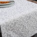 ATLANTA Runner da tavola grigio chiaro
