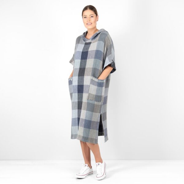 BINGO Poncho grigio blu a quadri - immagine 2