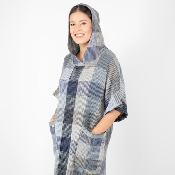 BINGO Poncho grigio blu a quadri - immagine 3