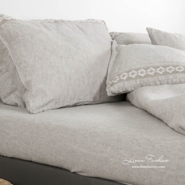 ROJUS white bed linen sheets