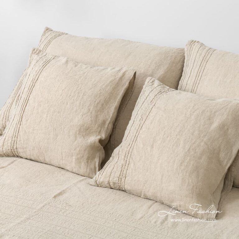 Reina pillow case.