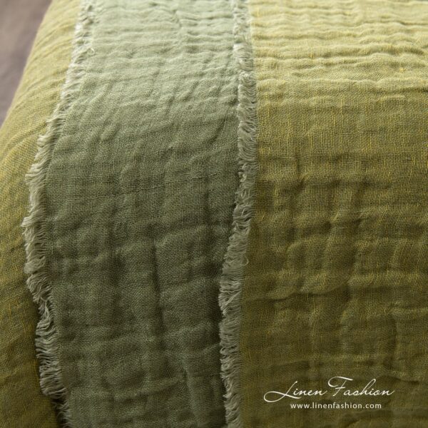 Linen green bedspread in double sided fabric.