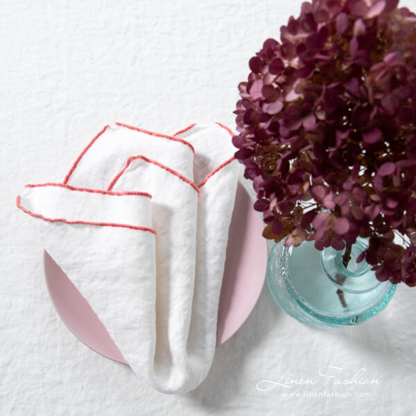 ARVO Tovagliolo bianco con bordo rosato - immagine 3