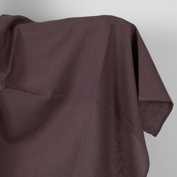 Tessuto di lino marrone tenue