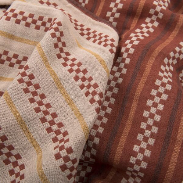 Brown patterned double half-linen fabric washed