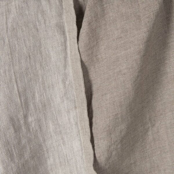 Tessuto di raso beige double-face in lino lavato
