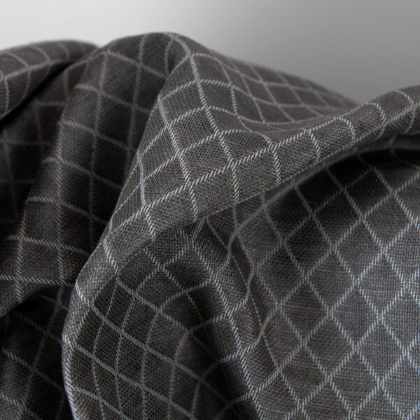 Tessuto di lino e cotone jacquard a rombi grigio - immagine 4