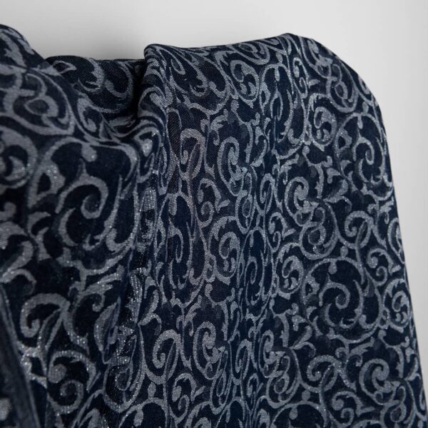 Tessuto in lino e cotone jacquard blu e grigio lurex argento - immagine 3