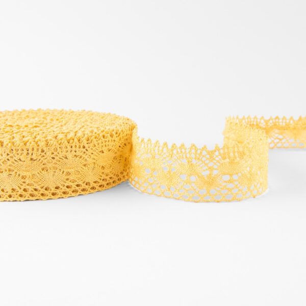 Merletto di lino giallo No. 76