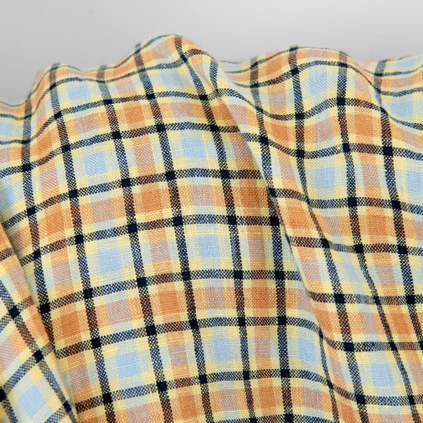 Tessuto di lino a quadri arancione e blu chiaro, lavato - immagine 4