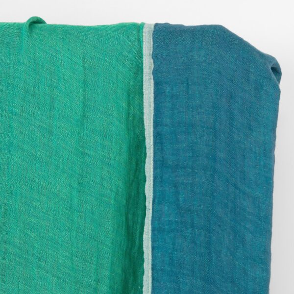 Tessuto di lino double face blu e verde freddo, lavato - immagine 2