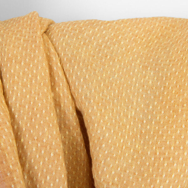 Tessuto di lino giallo chiaro e argilla a pois, lavato - immagine 3