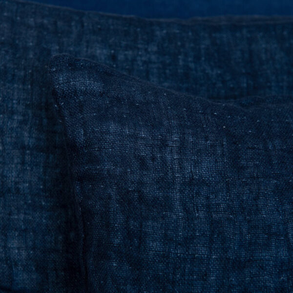 Linen cushion cover black-blue